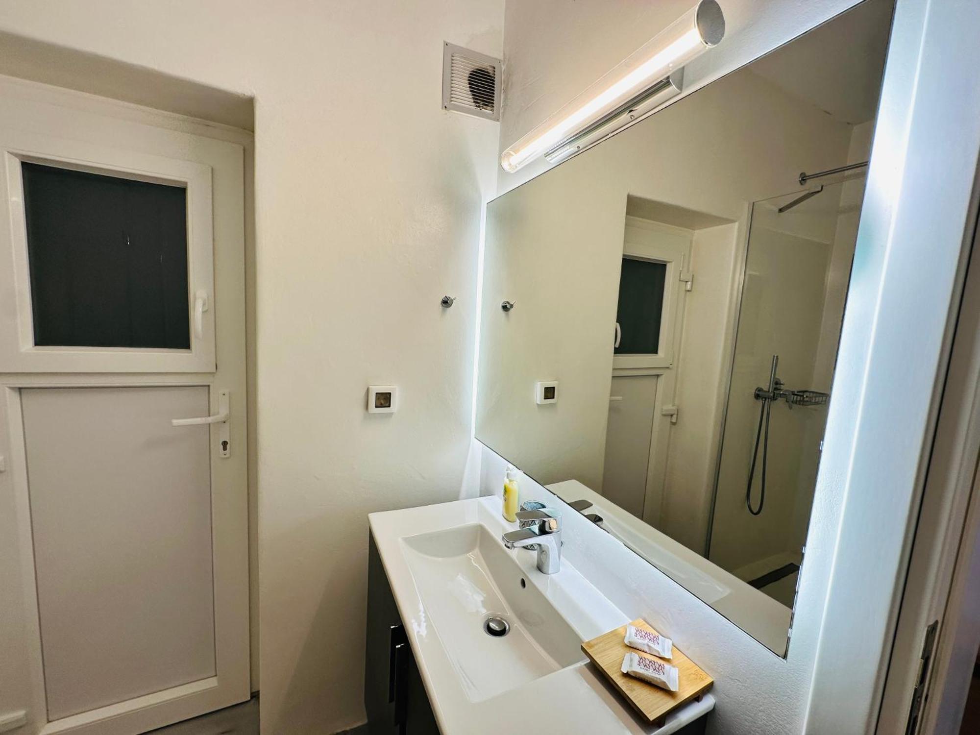 Seaview & Jacuzzi Summer Appartamento